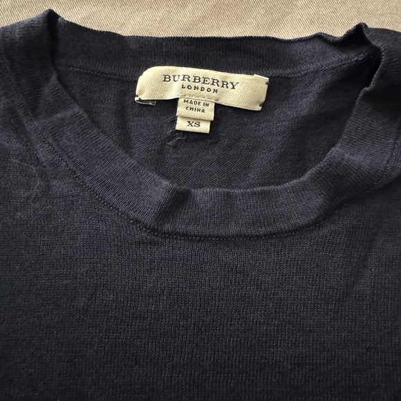 Burberry Top - Picture 2 of 5